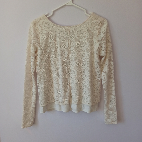 Hollister Lace Shirt - Picture 6 of 6